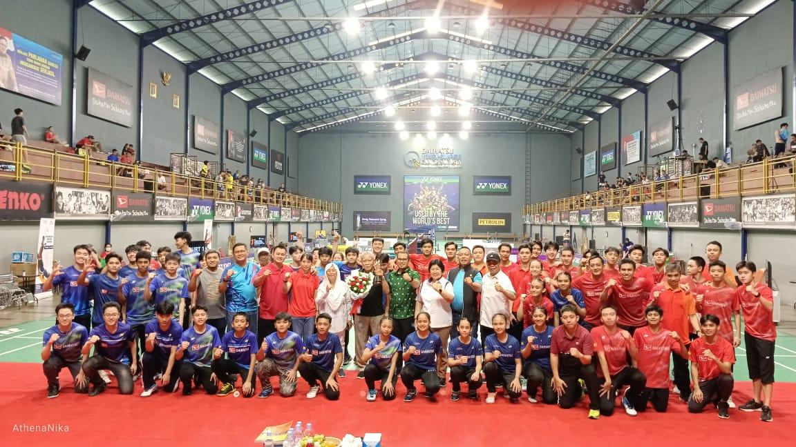 Upacara pembukaan turnamen Yonex-Sunrise Doubles Special Championships, Rabu (1/11/23).