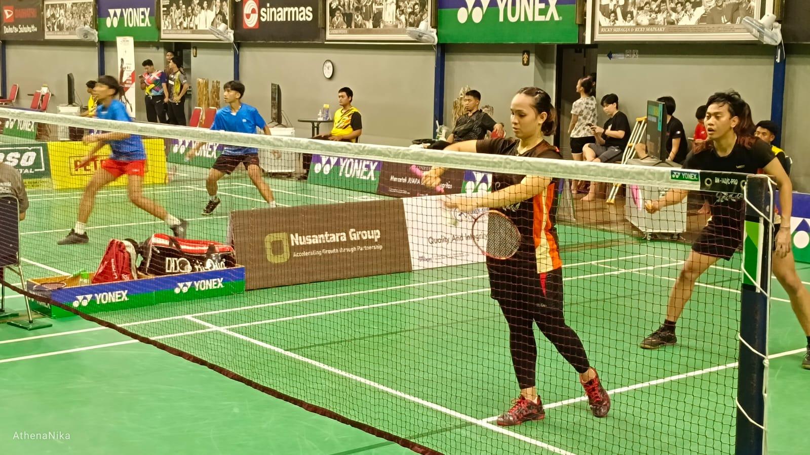 Aksi Masita Mahmudin dalam turnamen bulutangkis Yonex-Sunrise Doubles Special Championships 2023.