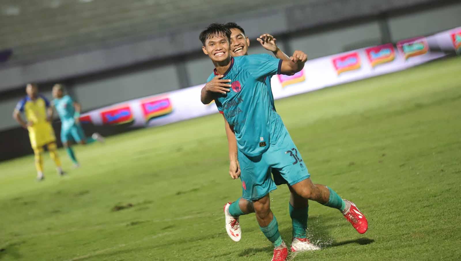 Selebrasi pemain Persita usai mencetak gol ke gawang Barito Putera pada laga pekan ke-18 Liga 1 2023. (Foto: MO Persita Tangerang)