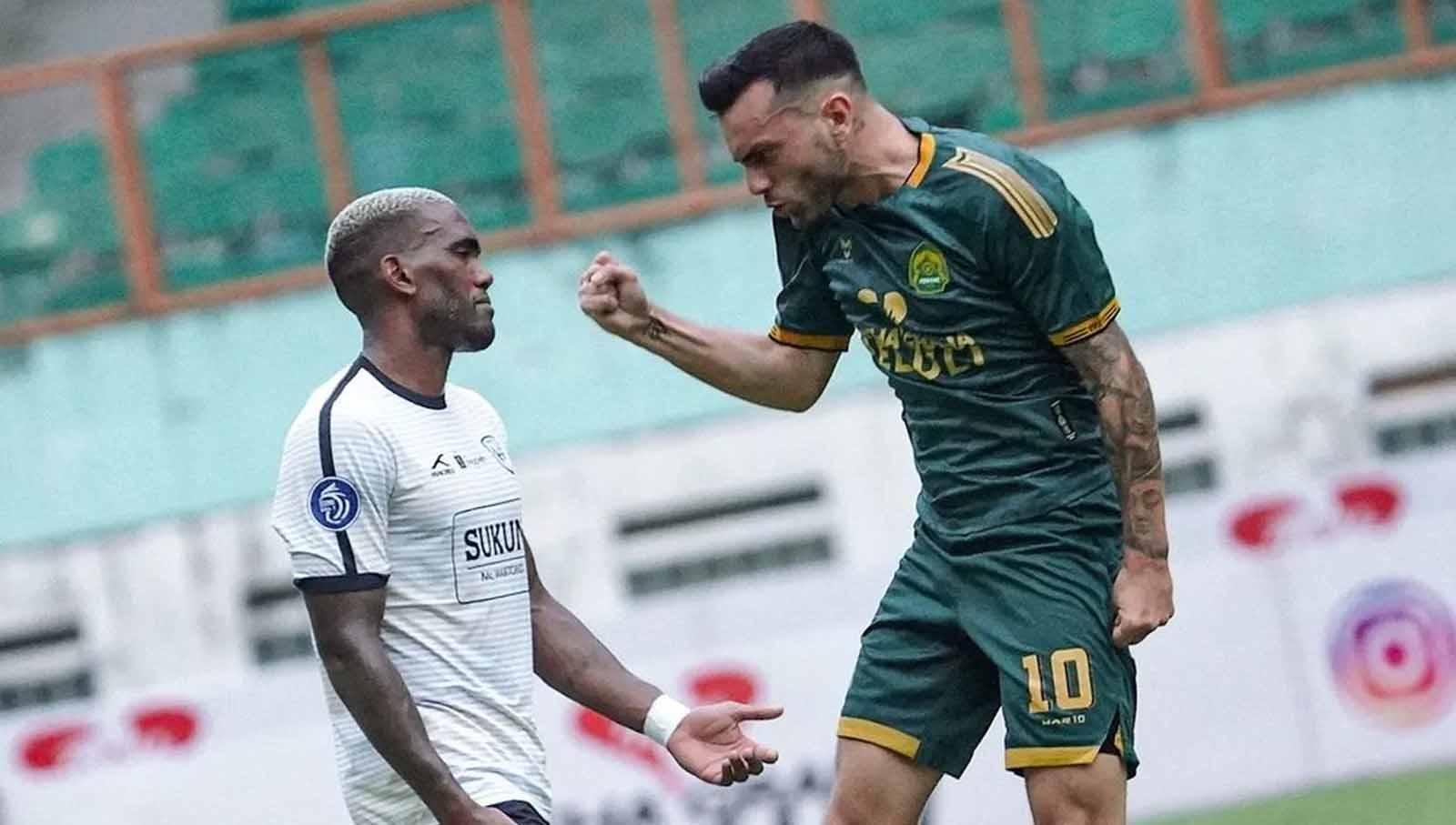 Keven Aleman (kanan), pemain Persikabo 1973. (Foto: Instagram@officialpersikabo)