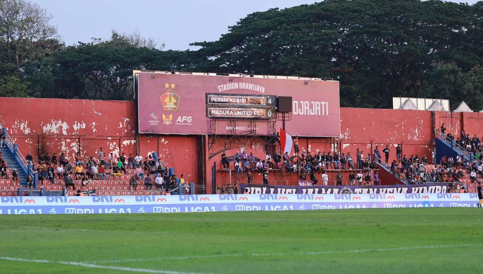 Suasana Stadion Brawijaya menjelang laga antara Persik Kediri vs Madura United, Rabu (08/11/23). (Foto: MO Madura United) - INDOSPORT