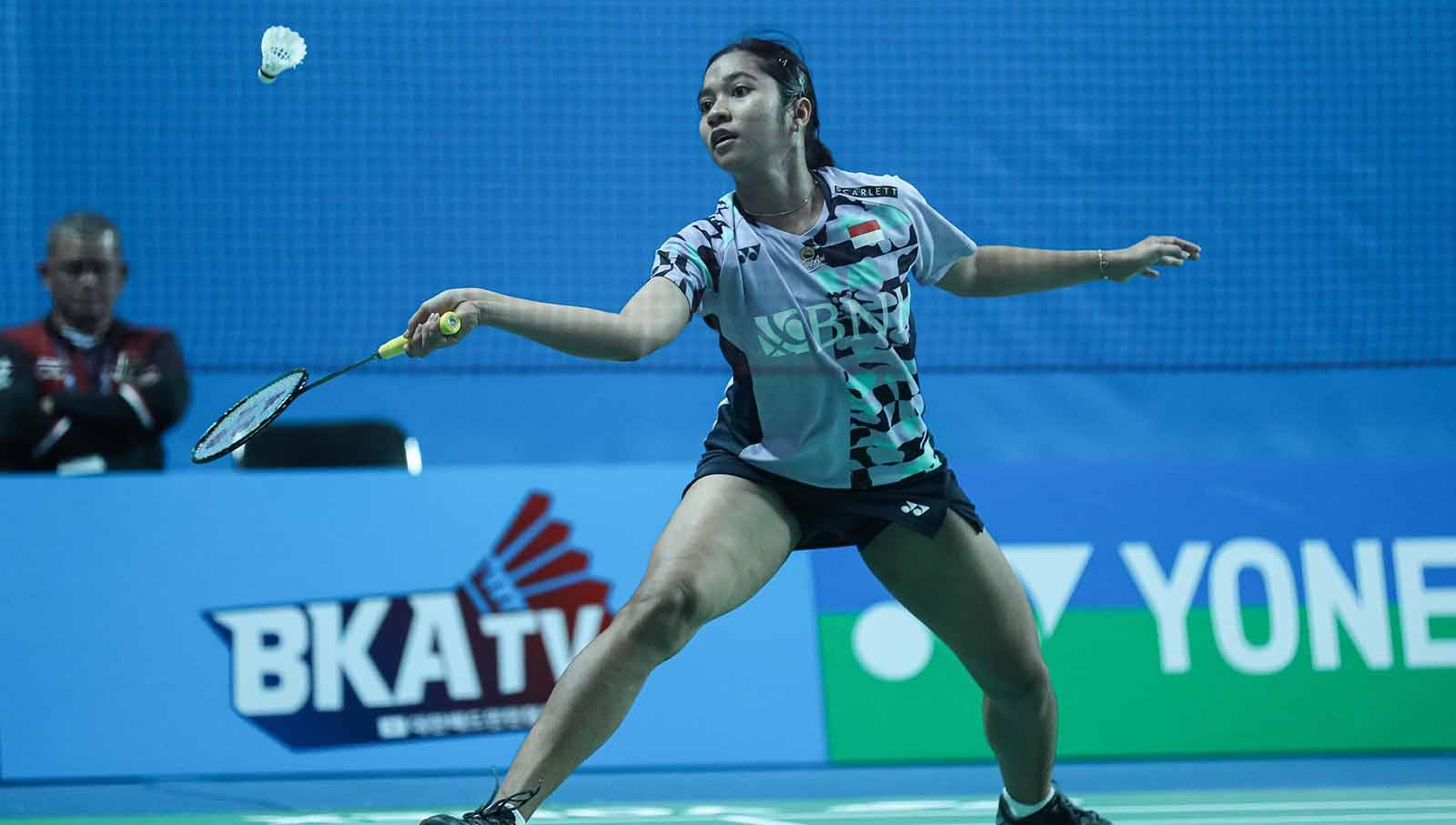 Bintang bulutangkis Indonesia, Ester Nurumi Tri Wardoyo, gagal mengukir sejarah menembus final Korea Masters 2023, usai dibungkam wakil Jepang, Tomoka Miyazaki.