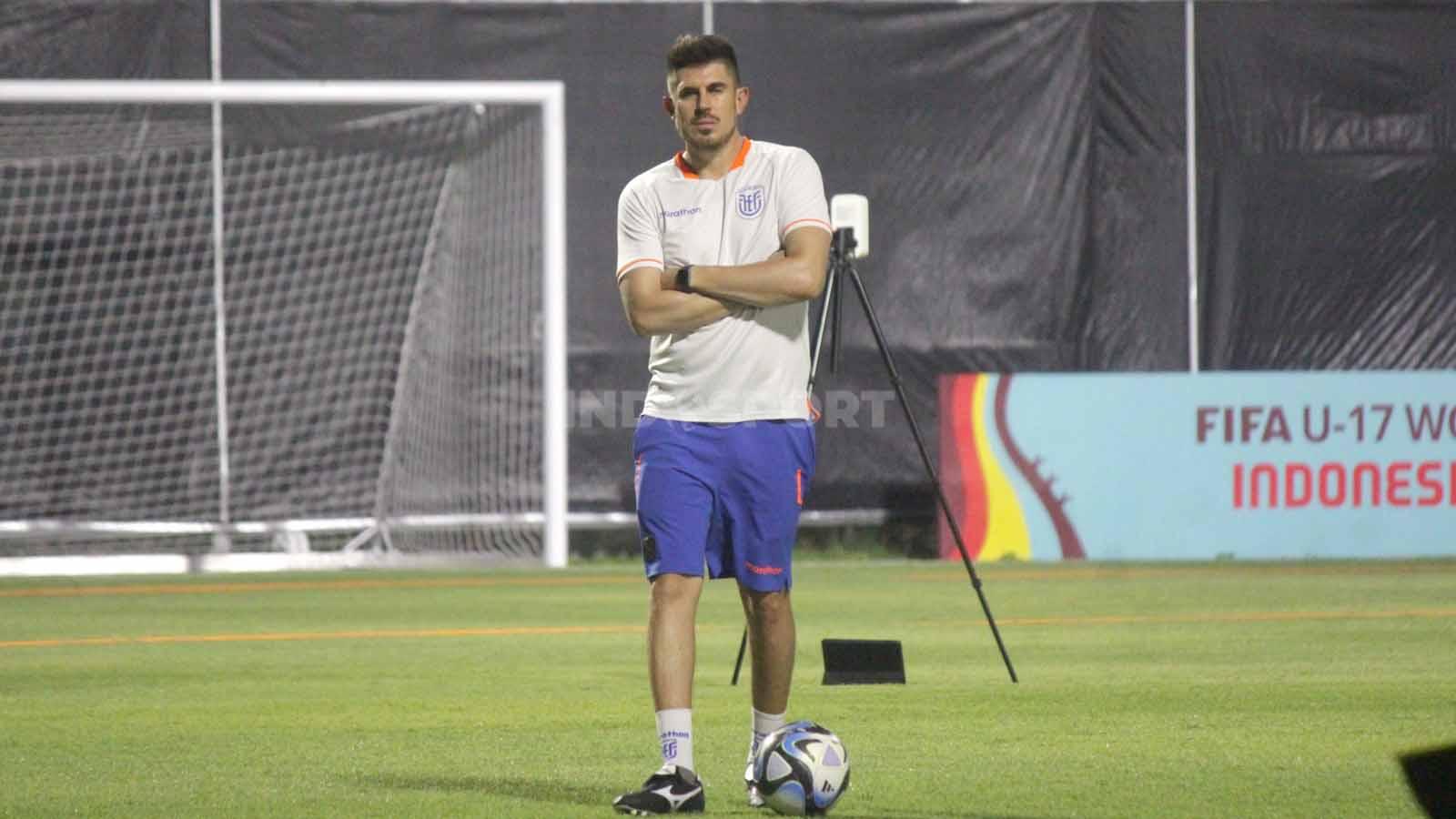 Pelatih Ekuador U-17, Diego Martinez. Foto: Fitra Herdian/INDOSPORT.