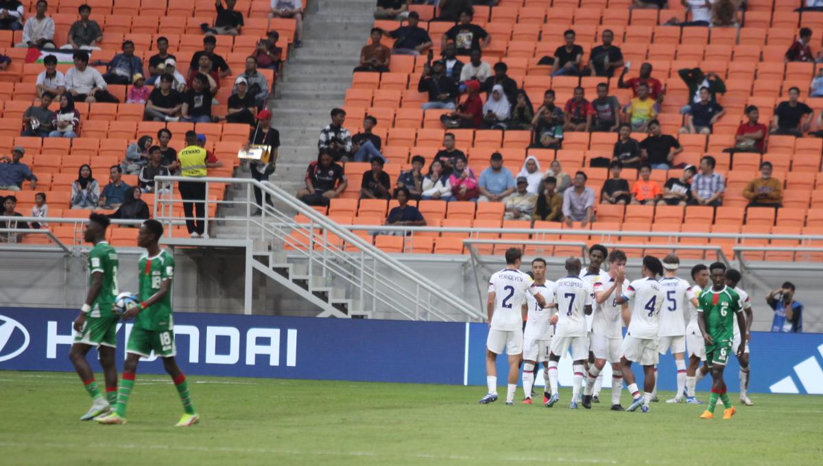 Selebrasi pemain Amerika Serikat usai mencetak gol ke gawang Burkina Faso pada laga kedua fase grup E Piala Dunia U-17 2023 di Stadion JIS, Rabu (15/11/23).