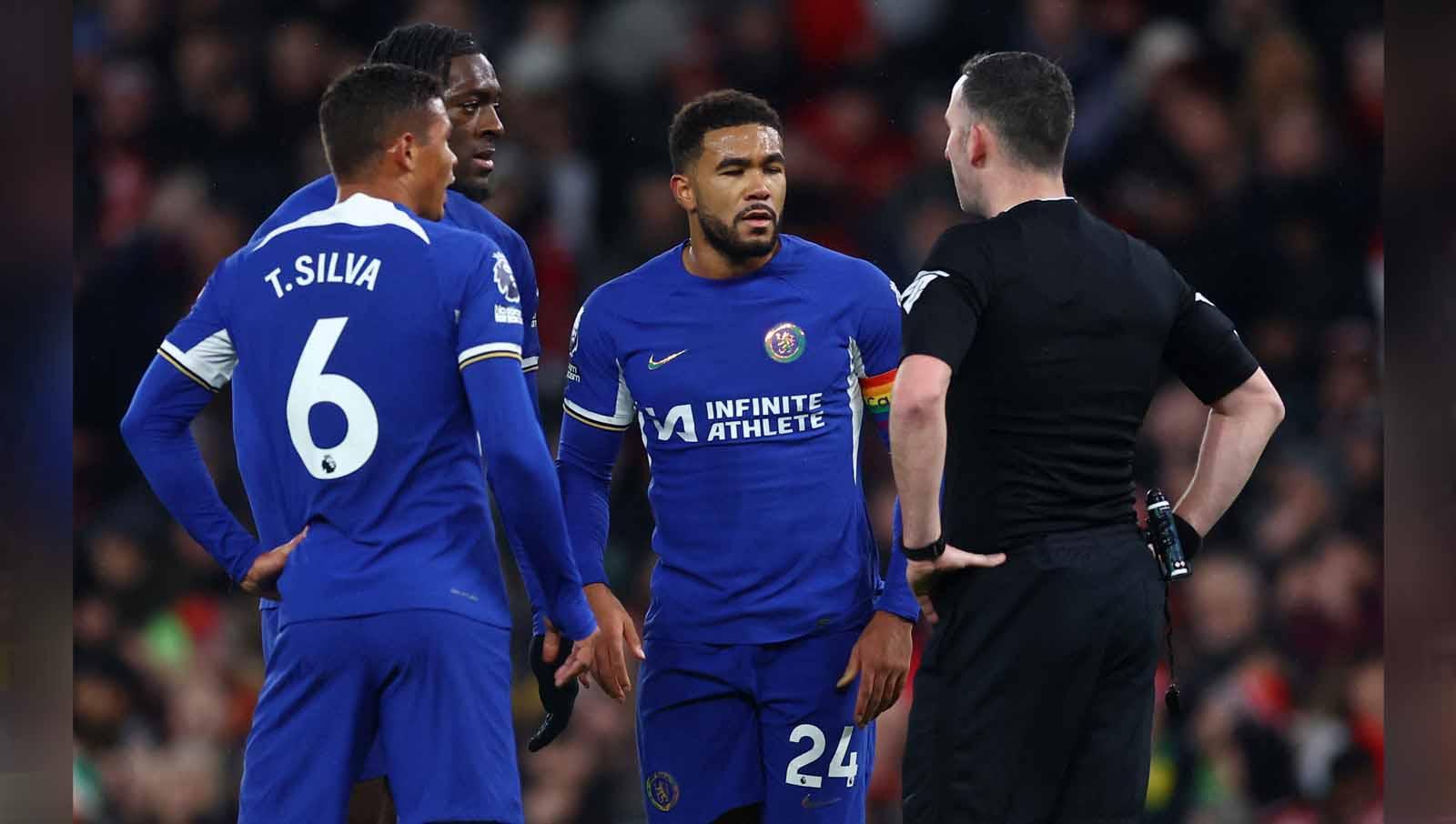 Chelsea dihantui ancaman ditinggal Reece James lagi karena cedera jelang periode sibuk Liga Inggris (Premier League) 2023/2024 memasuki musim dingin. (Foto: REUTERS/Carl Recine)
