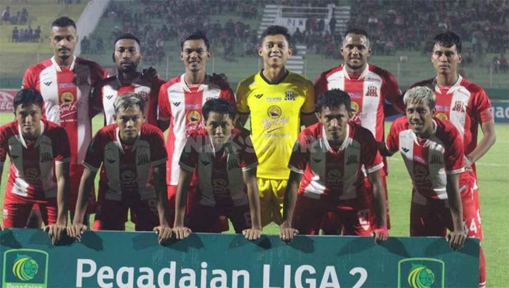 Skuat Deltras FC saat melawan Persipa Pati pada laga Pegadaian Liga 2 di Stadion Gelora Delta, Sidoarjo, Jumat (08/12/23). (Foto: Fitra Herdian/INDOSPORT)