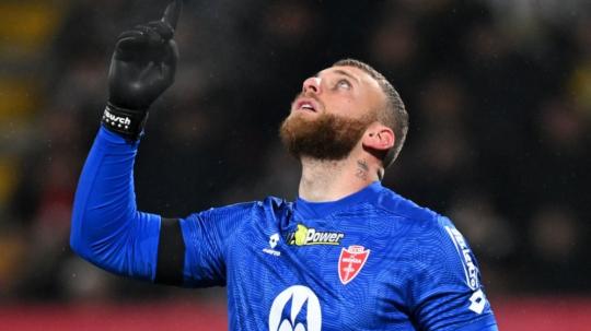Kiper Monza, Michele Di Gregorio. Foto: REUTERS/Daniele Mascolo.