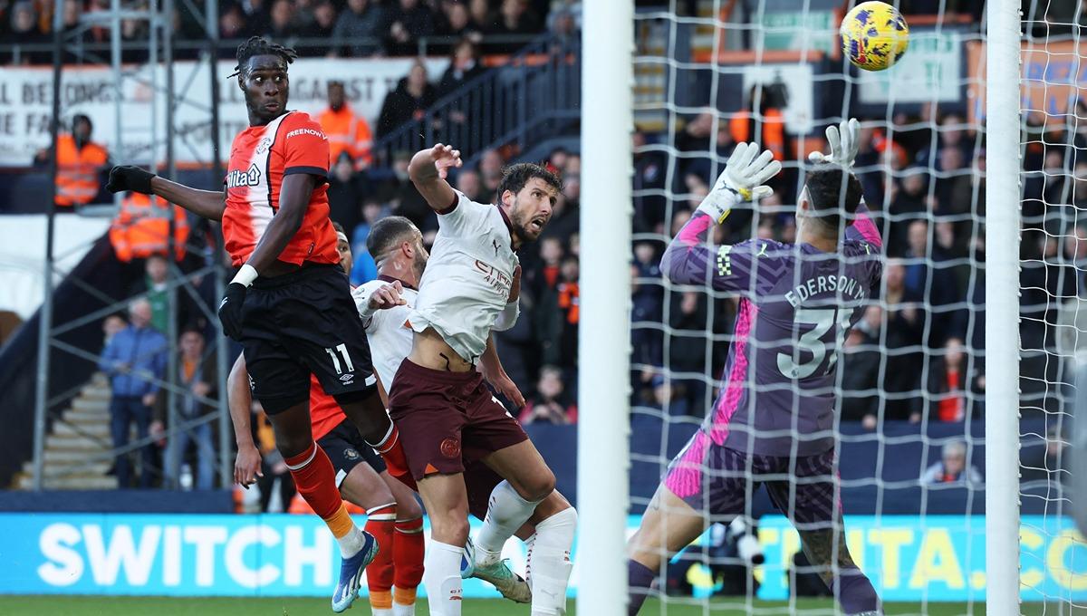 Hasil Liga Inggris (Premier League) 2023/2024, Minggu (10/12/23), menghadirkan aksi Comeback Manchester City tuan rumah Luton Town dengan skor 2-1.