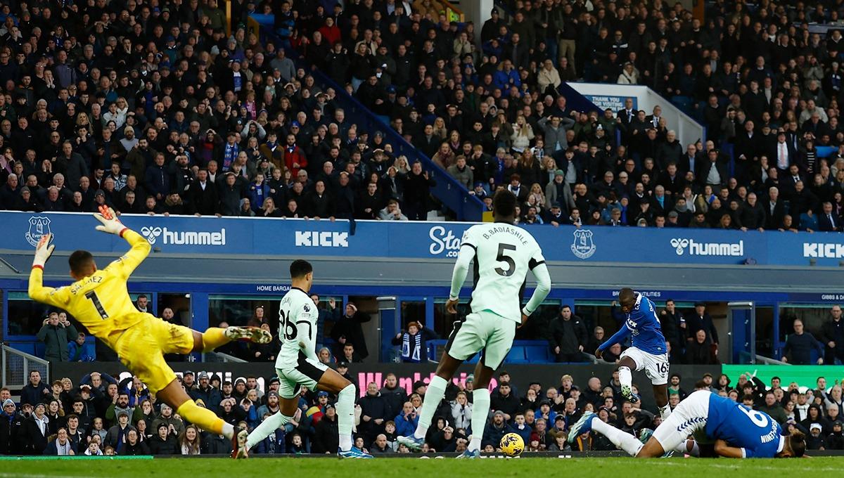 Hasil Liga Inggris (Premier League) 2023/2024, Minggu (10/12/23), di mana Chelsea kembali terpuruk usai tumbang 0-2 dari Everton.