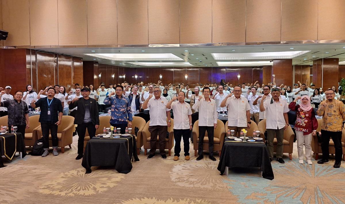 Sebanyak 100 atlet berprestasi dari berbagai cabang olahraga mendapatkan ilmu kewirausahaan dari KONI Jabar. (Arif)