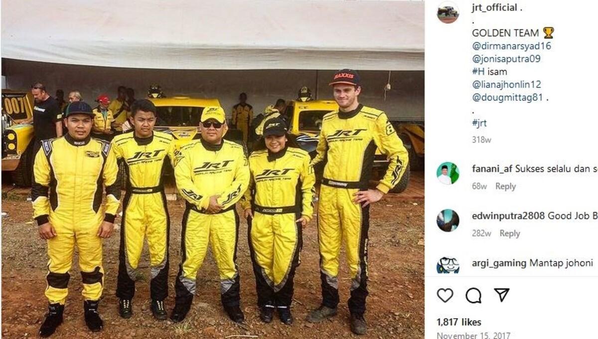 Samsuddin Arsyad alias Haji Isam (tengah), bos tambang yang kabarnya akan akuisisi PSM Makassar (Foto: IG @jrt_official)