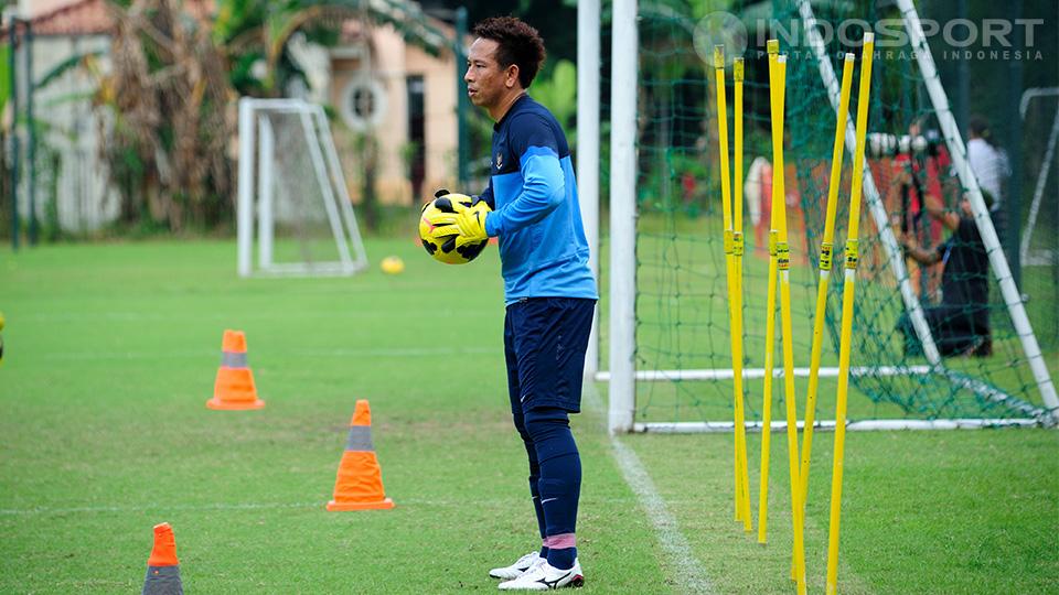 I Made Wirawan bersama Timnas senior pada saat latihan di lapangan Sekolah Pelita Harapan.  Copyright: Ratno Prasetyo/ INDOSPORT