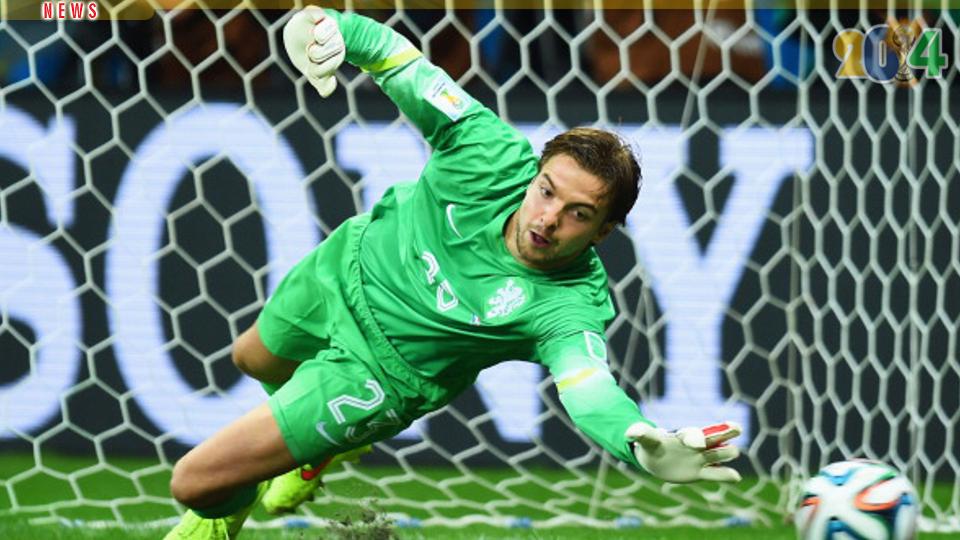 Kiper Belanda (Tim Krul) Copyright: Bayu Pandu Arisma/INDOSPORT-GETTY IMAGES