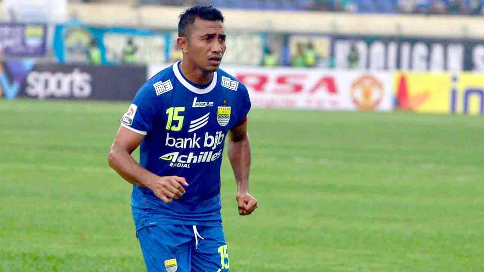 Firman Utina (Persib Bandung) Copyright: internet