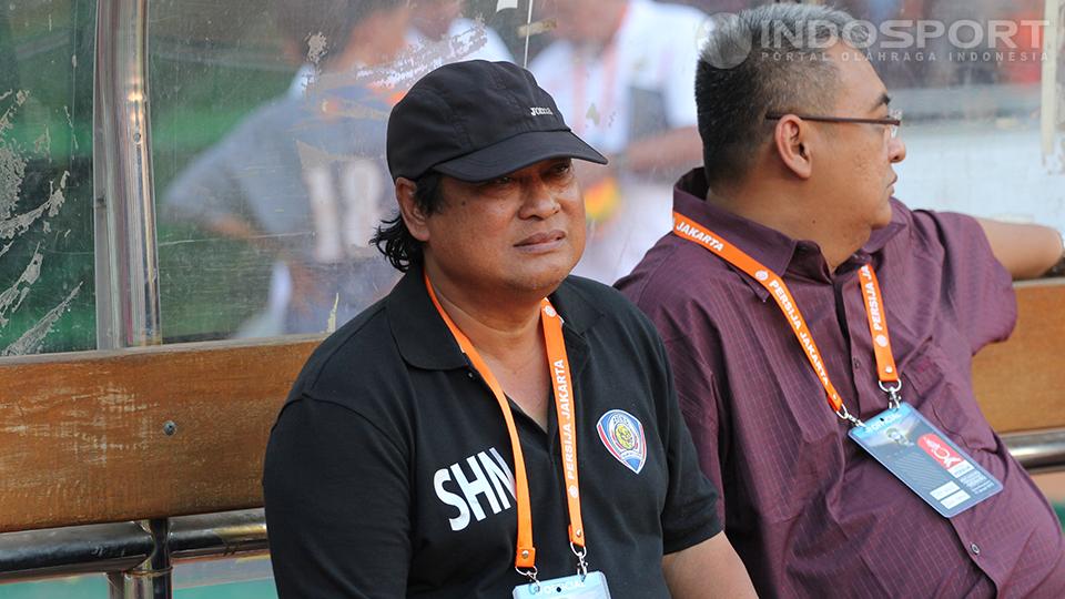 Pelatih Arema Cronus, Suharno.