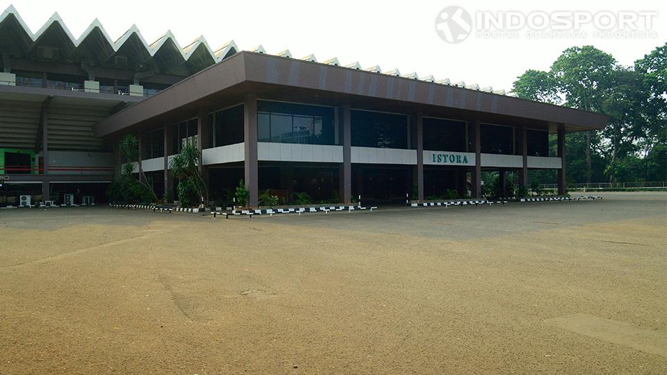 Rencana%20renovasi%20membuat%20Istora%20Senayan%20tak%20bisa%20menggelar%20Indonesia%20Open%20tahun%20depan.