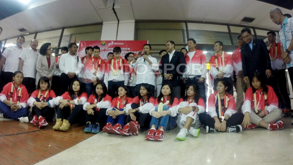 Menpora Imam Nahrawi memberikan apresiasi yang sebesar-besarnya kepada semua Atlet yang berlaga di SEA Games Singapura 2015.