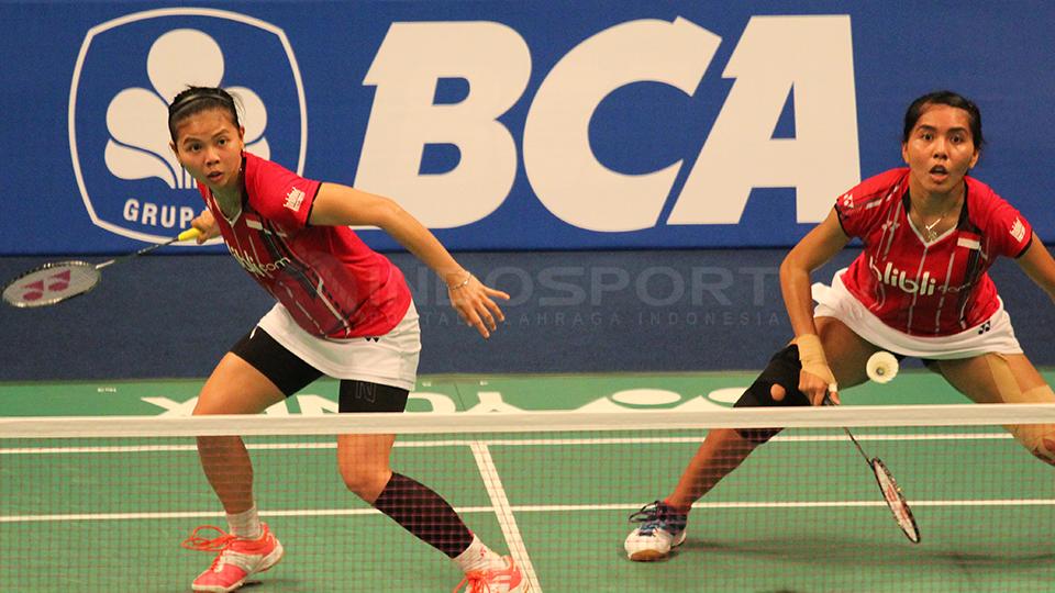 Ganda putri Indonesia, Greysia Polii/Nitya Krishinda Maheswari di Final Indonesia Open 2015. Di ajang ini Indonesia kembali gagal merebut satu gelar pun di semua sektor.