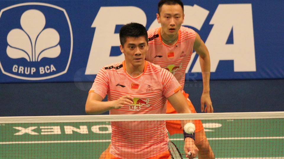 Di saat bulutangkis Indonesia prestasinya sedang menurun, ada kabar menggemparkan yakni bintang China, Zhang Nan, cepat-cepat jadi pelatih usai pensiun.