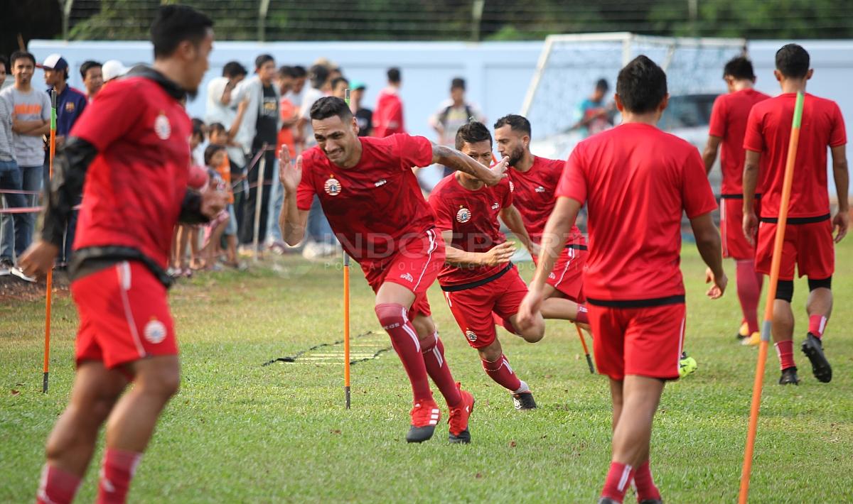 Usai merampungkan kontrak, Jaimerson da Silva Xavier langsung mengikuti latihan bersama Persija Jakarta Copyright: Herry Ibrahim/Indosport.com
