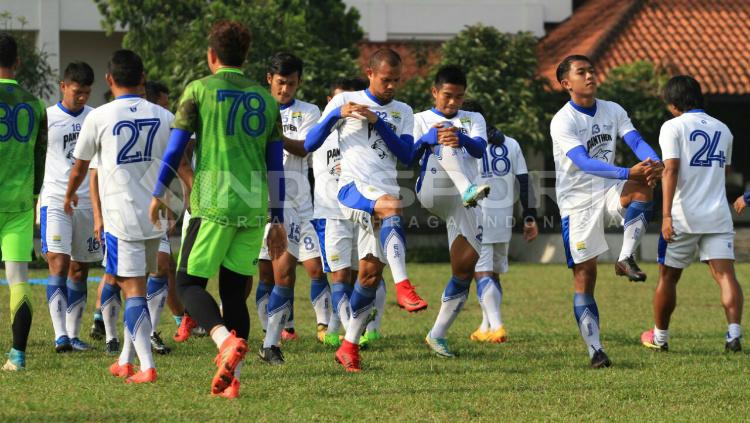 Sesi Latihan Persib Bandung Copyright: Arif Rahman/INDOSPORT
