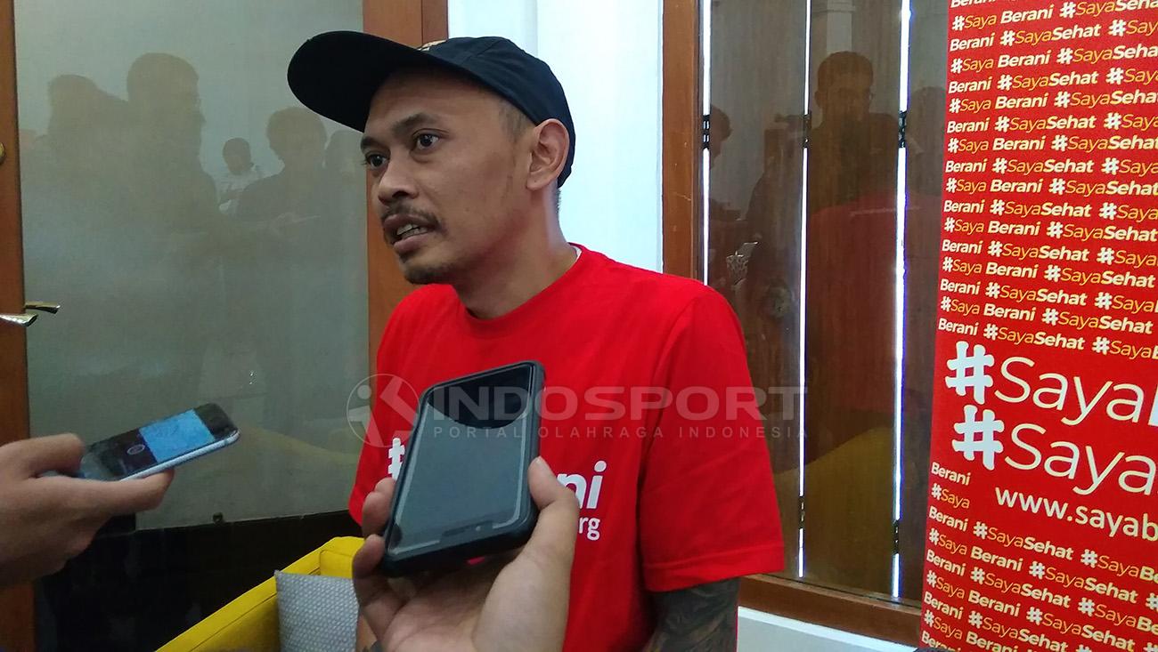 Tri Eklas Tesa Sampurno, penderita HIV yang Lari 42 Kilometer di Jakarta Marathon 2018. Copyright: Martin Gibsian/Indosport.com