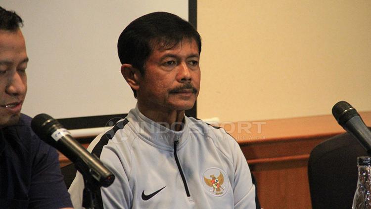 Pelatih timnas U-22 Indonesia, Indra Sjafri dalam jumpa pers Copyright: Muhammad Nabil/INDOSPORT