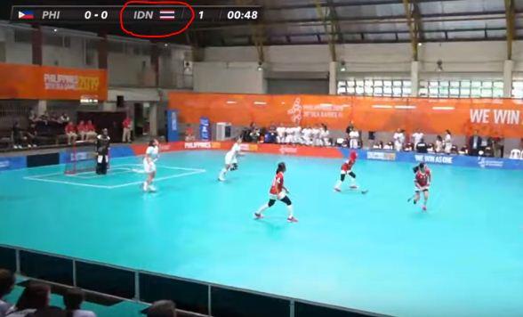 Panitia Penyelenggara SEA Games 2019 salah menampilkan bendera Indonesia dalam pertandingan floorball. Copyright: Philippine Floorball Association
