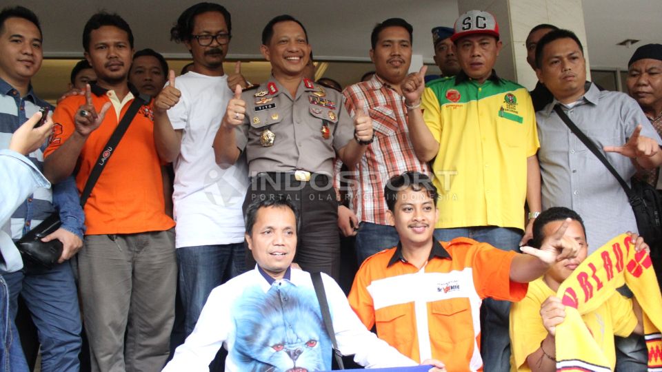 Liputan Pertemuan Kapolda dengan Mahaka dan Perwakilan Suporter‏ Copyright: &copy; INDOSPORT/Herry Ibrahim