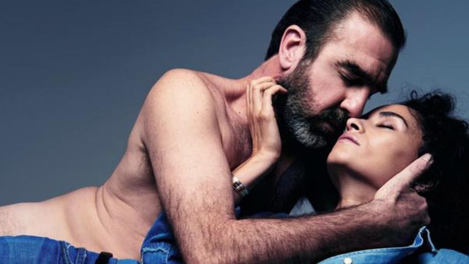 4 Aksi Gila Cantona Yang Buat Banyak Orang Terkejut Indosport