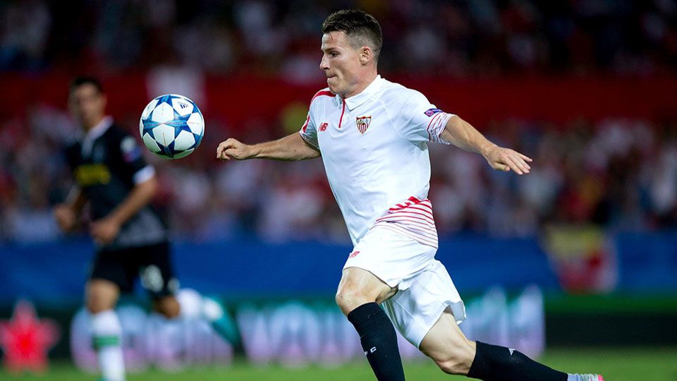 Kevin Gameiro, pemain Strasbourg yang diandalkan jelang laga kontra Paris Saint-germain. Copyright: © 