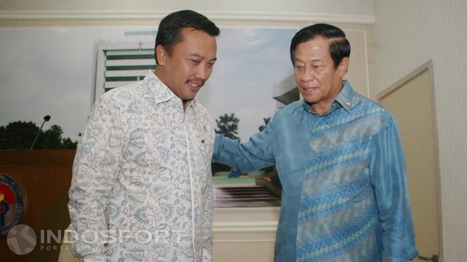 Imam Nahrawi dan Agum Gumelar Copyright: &copy; Herry Ibrahim/INDOSPORT