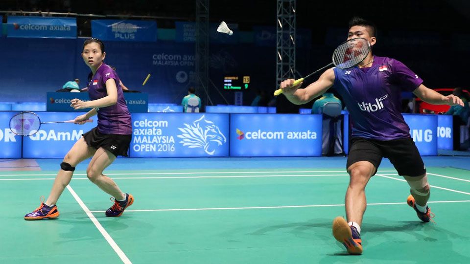 Praveen Jordan (kanan) siap membalikan smash Shuttlecock pada lawan. Copyright: &copy; Humas PBSI/INDOSPORT