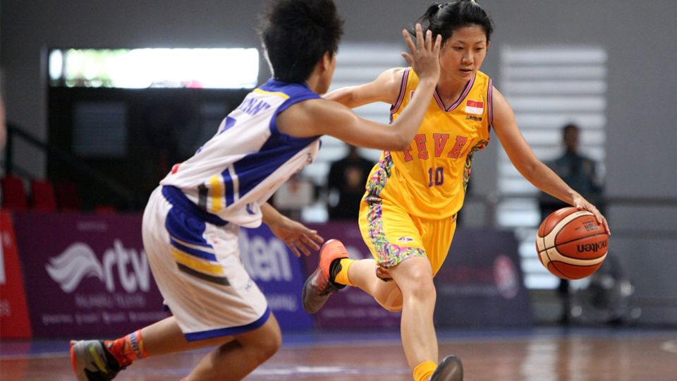 Pertandingan Surabaya Fever vs Sahabat Wisma Sehati Semarang. Copyright: © IBL Indonesia