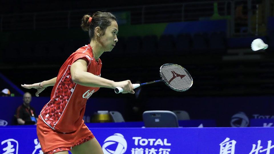 Maria Febe Kusumastuti berusaha membalikan shuttlecock. Copyright: © HUMAS PBSI/INDOSPORT