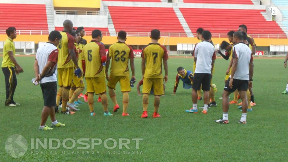 Latihan Perdana Sriwijaya FC (SFC). Copyright: © Muhammad Effendi/INDOSPORT