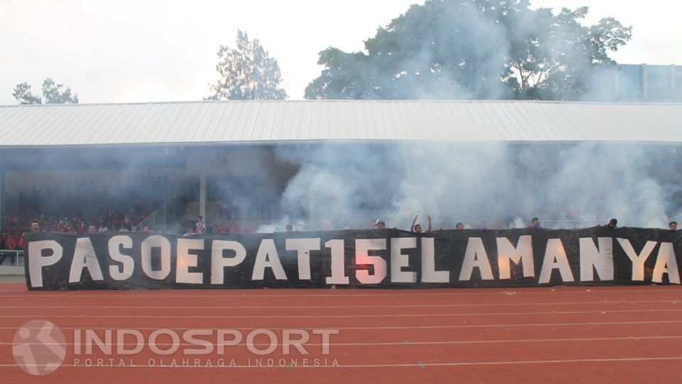 Keseruan Pasoepati di HUT ke-15 beberapa tahun lalu. Copyright: &copy; Beny Rahardjo/INDOSPORT
