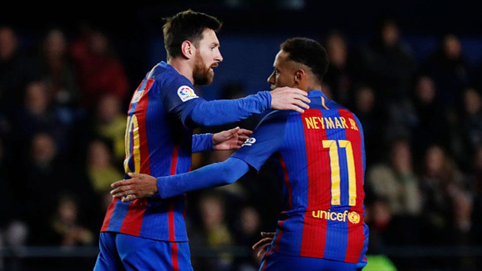 Selebrasi Lionel Messi dan Neymar. Copyright: © JOSE JORDAN/AFP/Getty Images