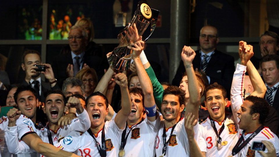 Momen Timnas Spanyol U21 keluar sebagai juara Euro U21. Copyright: © Ian Walton/Getty Images