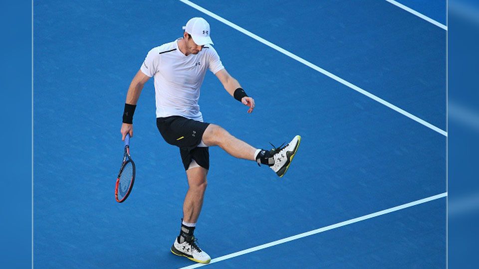 Andy Murray kecewa tak bisa melanjutkan kiprahnya di Australia Terbuka 2017. Copyright: &copy; Michael Dodge/GettyImages