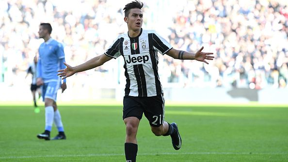 Selebrasi gol Paulo Dybala Copyright: &copy; Valerio Pennicino/Getty Images