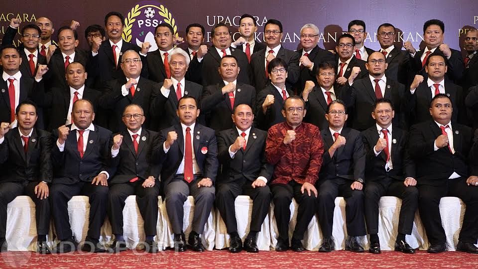 Kepengurusan PSSI Periode 2016-2020 usai menjalani pelantikan secara resmi. Copyright: &copy; Herry Ibrahim/INDOSPORT