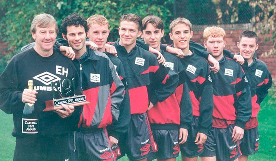 Para anggota Class of 92 yang membawa Manchester United ke masa jaya era Liga Primer Inggris. Copyright: © MEN Media