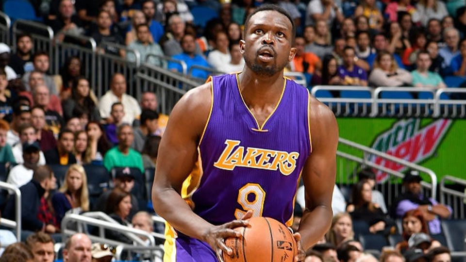 Luol Deng di laga melawan Orlando Magic. Copyright: © Fernando Medina/NBAE via Getty Images