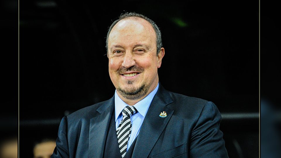 Rafael Benitez berniat kembali menjadi manajer Newcastle United, seraya mengincar dua bintang timnas Inggris yakni John Stones dan Ross Barkley untuk diboyong. Copyright: © Serena Taylor/GettyImages