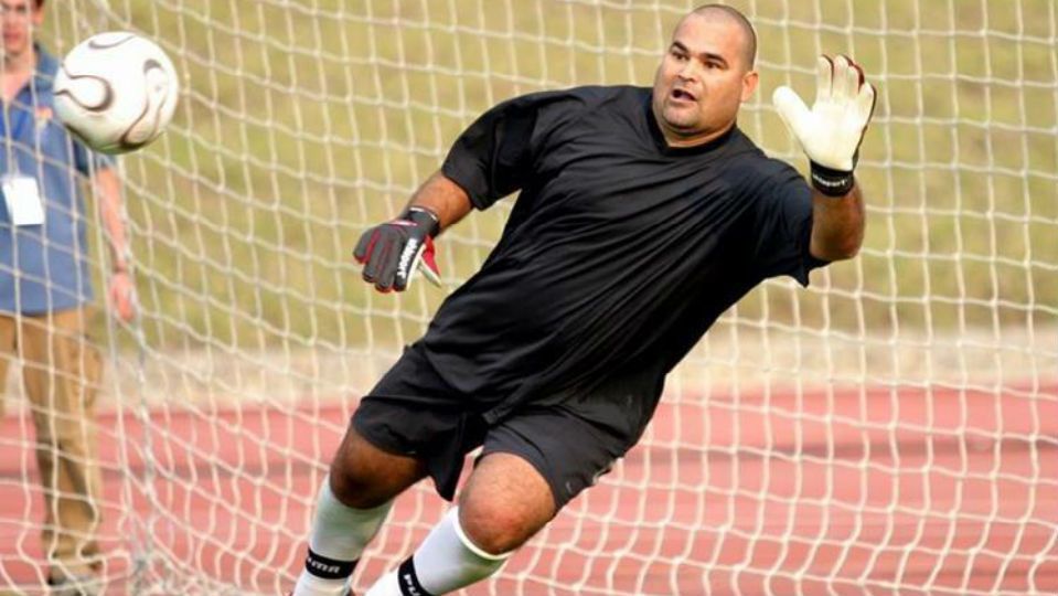 Mantan kiper TImnas Paraguay, Jose Luis Chilavert. Copyright: © The Sun