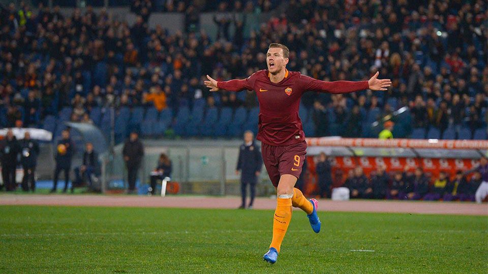 Edin Dzeko, penyerang andalan AS Roma. Copyright: © Getty Images