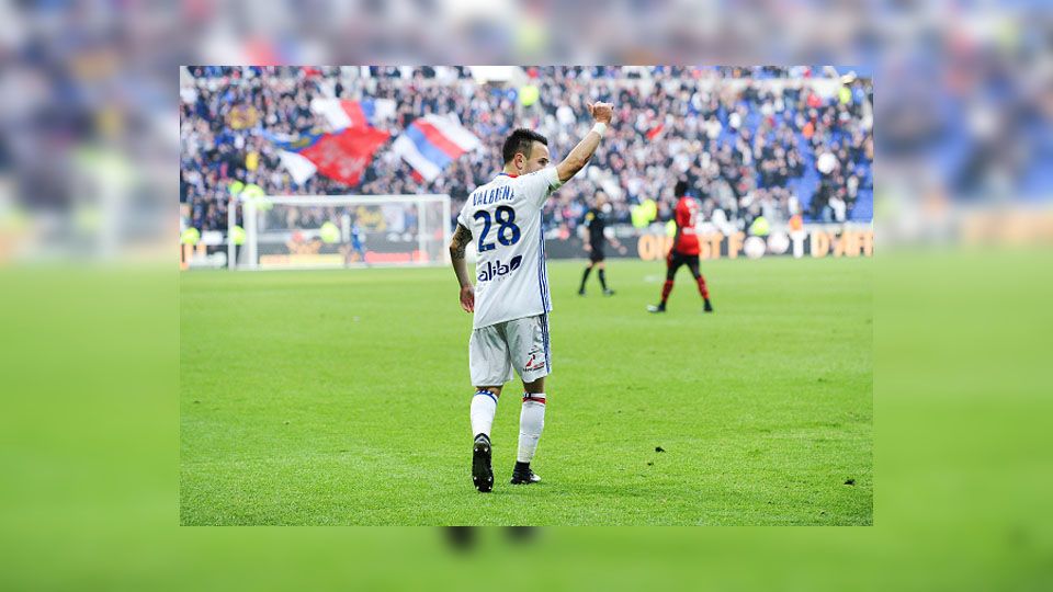 Mathieu Valbuena ketika sedang melakukan selebrasi. Copyright: © Jean Paul Thomas/Icon Sport via Getty Images.