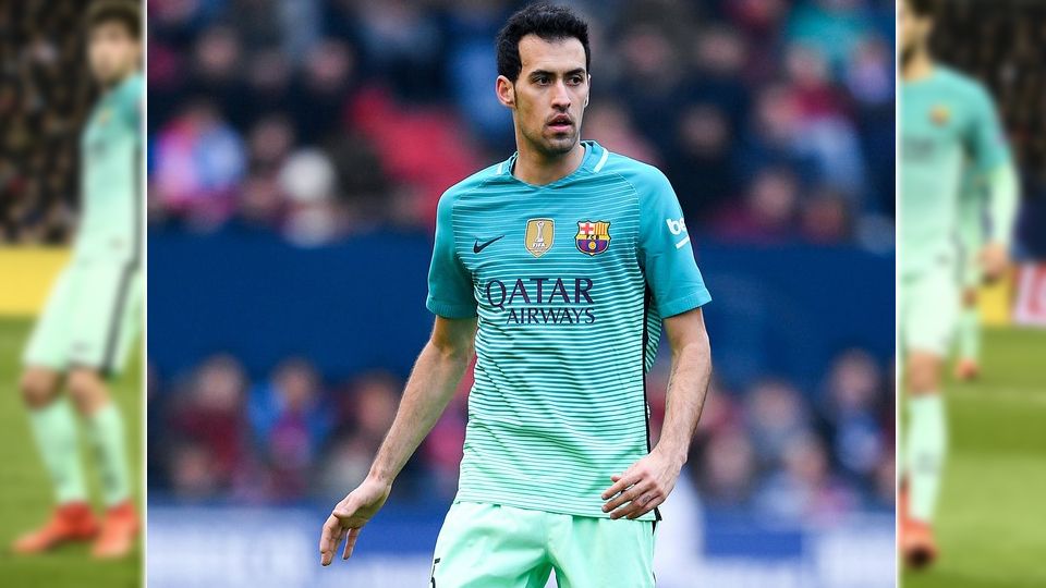 Gelandang andalan Barcelona, Sergio Busquets, akui kehebatan Paris Saint-Germain. Copyright: &copy; David Ramos/Getty Images