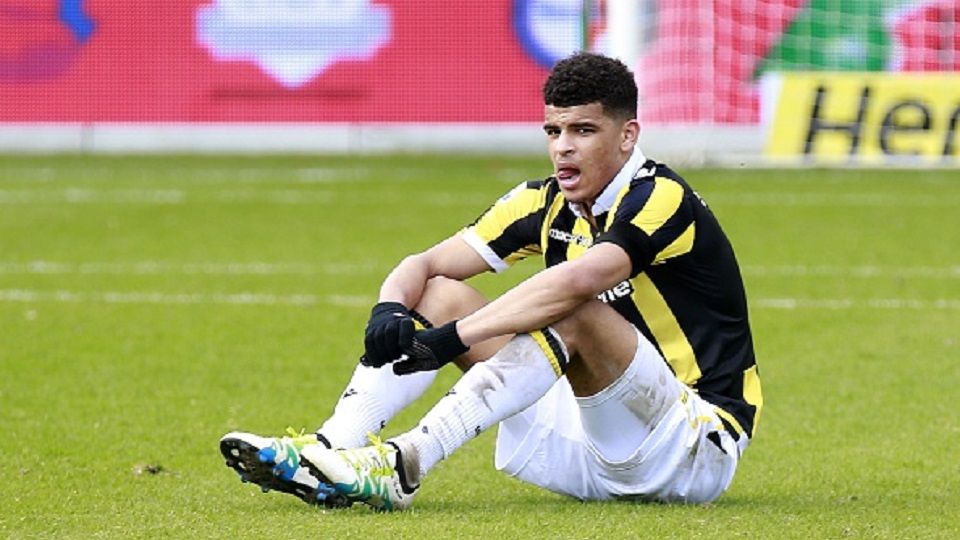 Solanke saat dipinjamkan ke Vitesse. Copyright: © VI Images via Getty Images
